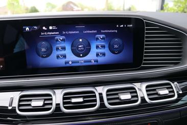 Mercedes GLE 400 E — photo 29