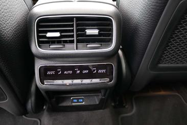 Mercedes GLE 400 E — photo 36