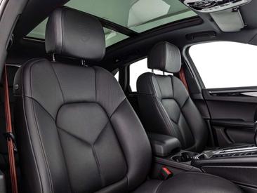 Porsche Macan S — photo 13