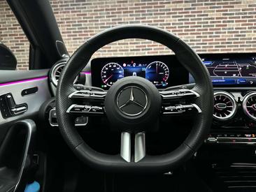 Mercedes Classe A Berline 250 E — photo 12
