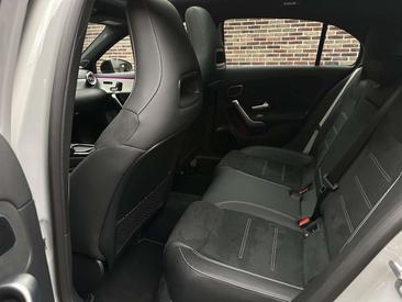 Mercedes Classe A Berline 250 E — photo 17