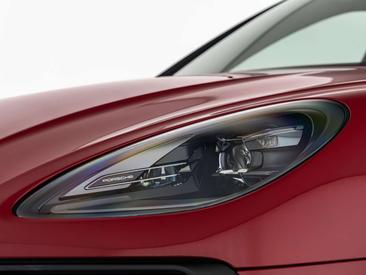 Porsche Macan S — photo 23