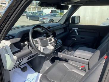 Land Rover Defender 90 D200 MHEV — photo 4