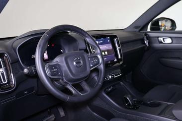 Volvo EX40 Single Motor Extended Range — photo 11