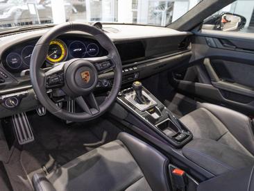 Porsche 911 GT3 — photo 12