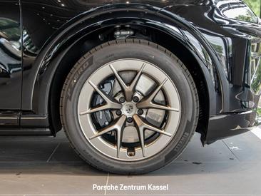 Porsche Cayenne III Turbo Electric — photo 22