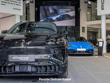 Porsche Cayenne III Turbo Electric — photo 34
