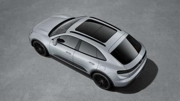 Porsche Macan 4S Electric — photo 4