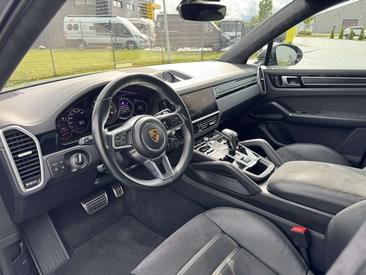 Porsche Cayenne III GTS — photo 7