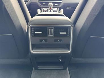 Porsche Cayenne III GTS — photo 25