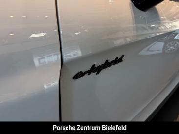 Porsche Panamera 4S E-Hybrid — photo 11