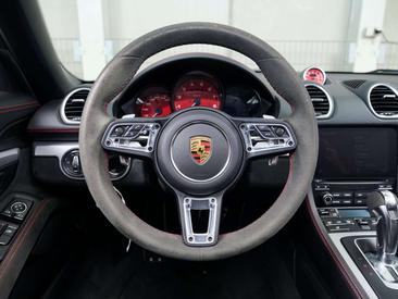 Porsche 718 Cabriolet Spyder — photo 14