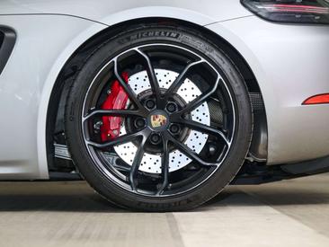 Porsche 718 Cabriolet Spyder — photo 23