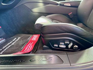 Porsche Panamera GTS — photo 19