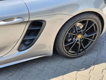 Porsche 718 Cabriolet Boxster — photo 6