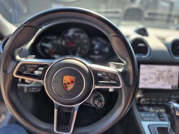 Porsche 718 Cabriolet Boxster — photo 8