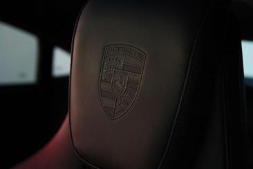 Porsche Taycan Turbo — photo 19