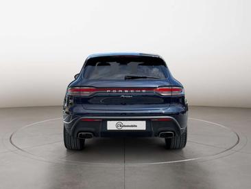 Porsche Macan — photo 4