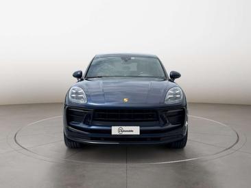 Porsche Macan — photo 8