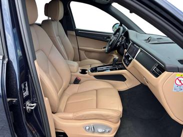 Porsche Macan — photo 15