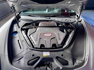 Porsche Panamera GTS — photo 38