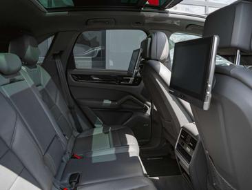 Porsche Cayenne III E-Hybrid — photo 32