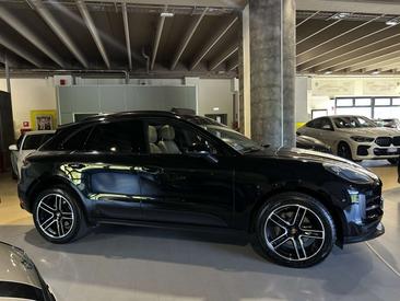 Porsche Macan — photo 2