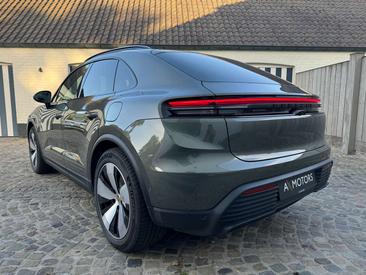 Porsche Macan Electric — photo 4