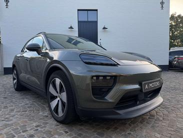 Porsche Macan Electric — photo 7