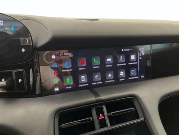 Porsche Taycan — photo 22
