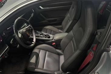 Porsche 911 Carrera S — photo 8