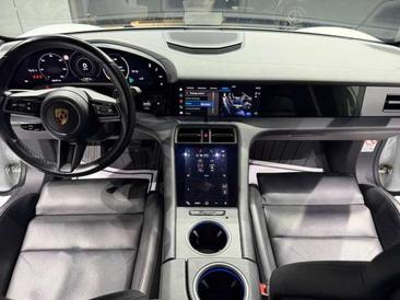 Porsche Taycan 4S — photo 23