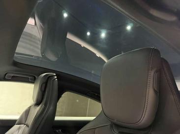 Porsche Taycan 4S — photo 30