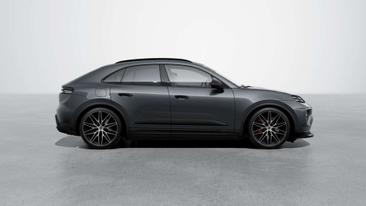 Porsche Macan 4S — photo 6