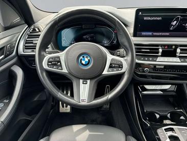 BMW iX3 — photo 12