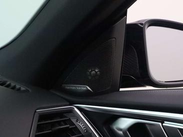 BMW M4 Competition — photo 30