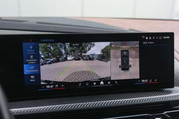 BMW XM 50e — photo 19