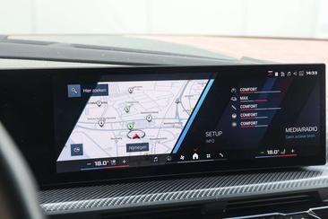 BMW XM 50e — photo 22