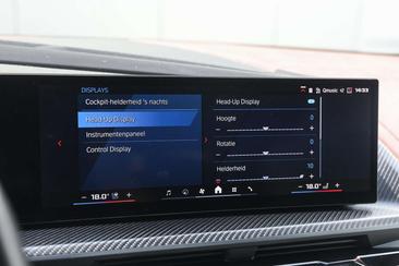 BMW XM 50e — photo 24