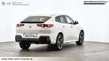 BMW X2 SDrive20d — photo 9