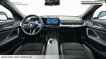BMW X2 SDrive20d — photo 14