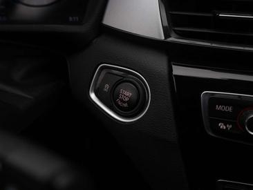 BMW X1 SDrive18d — photo 12