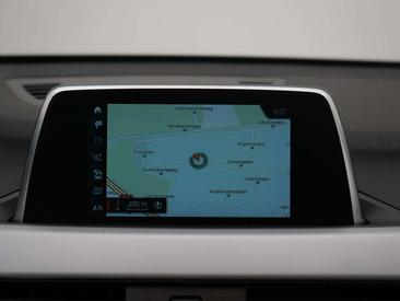 BMW X1 SDrive18d — photo 13
