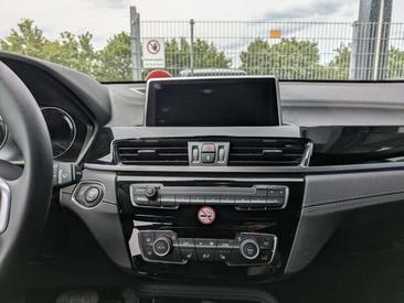 BMW X2 SDrive18d — photo 8