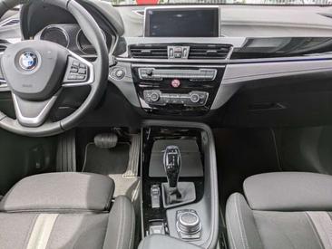 BMW X2 SDrive18d — photo 10