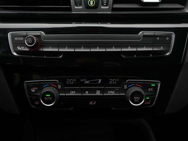 BMW X1 SDrive18d — photo 20