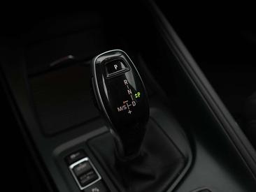 BMW X1 SDrive18d — photo 21