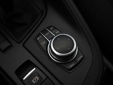 BMW X1 SDrive18d — photo 22
