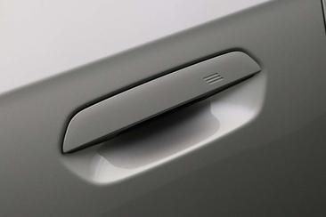 BMW IX1 EDrive20 — photo 7