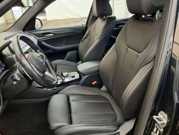 BMW X3 XDrive20i — photo 11